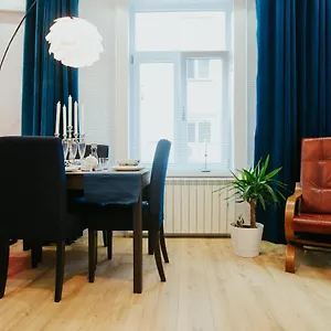 Color Corneliu Coposu 1a Street Apartment